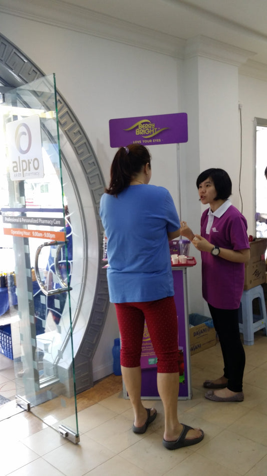 Event: Sampling @ Alpro Pharmacy